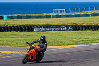 anglesey-no-limits-trackday;anglesey-photographs;anglesey-trackday-photographs;enduro-digital-images;event-digital-images;eventdigitalimages;no-limits-trackdays;peter-wileman-photography;racing-digital-images;trac-mon;trackday-digital-images;trackday-photos;ty-croes